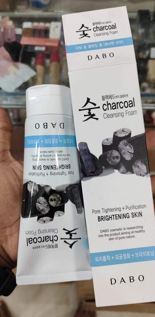 DABO Charcoal Cleansing Foam (Brightening Skin) - Image 3